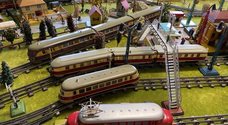 Märklin Modelleisenbahn über uns